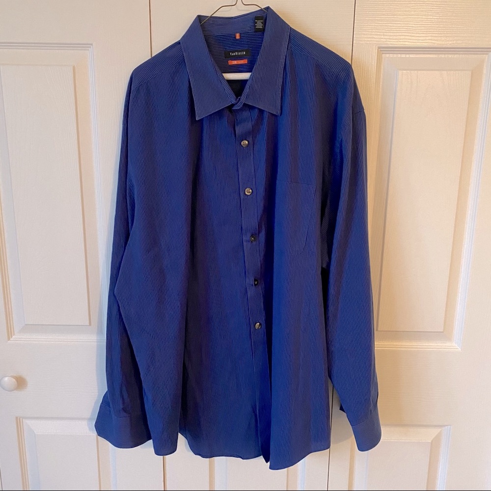 Van Heusen Men’s Traveler Long Sleeve Dress Shirt